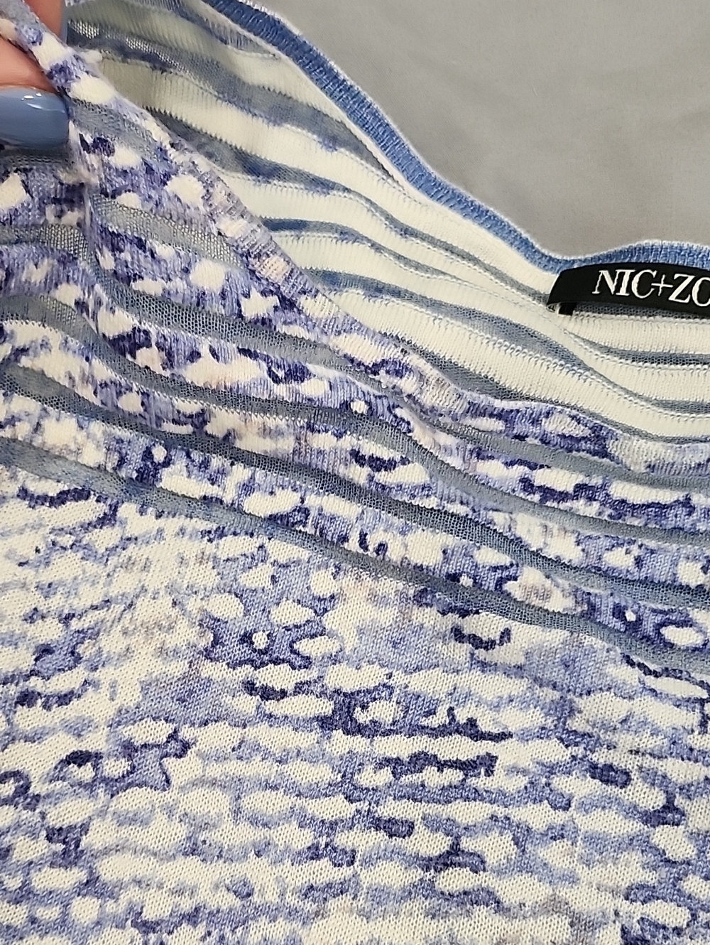 Blue and White Textured Top - Picture 5 of 5